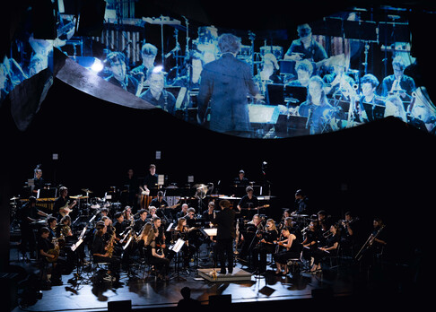 Kadettenmusik der Stadt Zug KMZ & Jugendblasorchester Cham Hünenberg BloCH