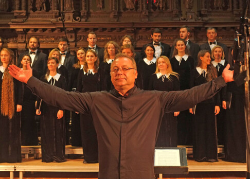 Nikolay Azarov: Chorleiter Moskauer Kathedralchor