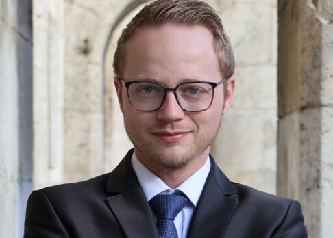 Der Tenor Stephan Schlögl