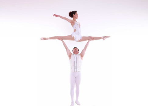 Lin Deng & Changwei Miao: Ballet On Shoulders
