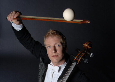 Martin Mall: Diabolo Jonglage im KKL Luzern