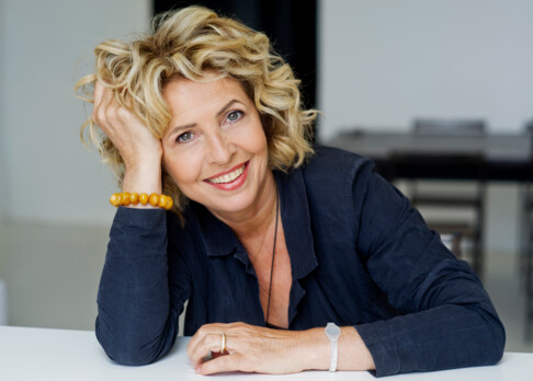 Michaela May liest Weihnachtsgeschichten in Luzern | © Janine Guldener